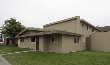 721 N Anna Dr in Anaheim, CA - Building Photo - Building Photo