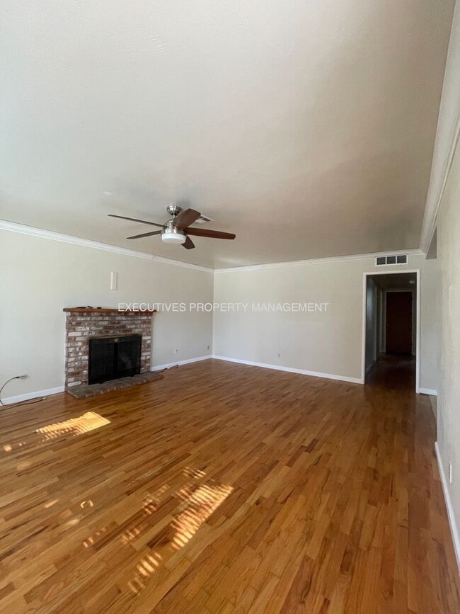 1561 Austin St in Atwater, CA - Building Photo - Building Photo