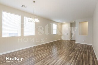 6671 Wind Whisper St in Las Vegas, NV - Building Photo - Building Photo