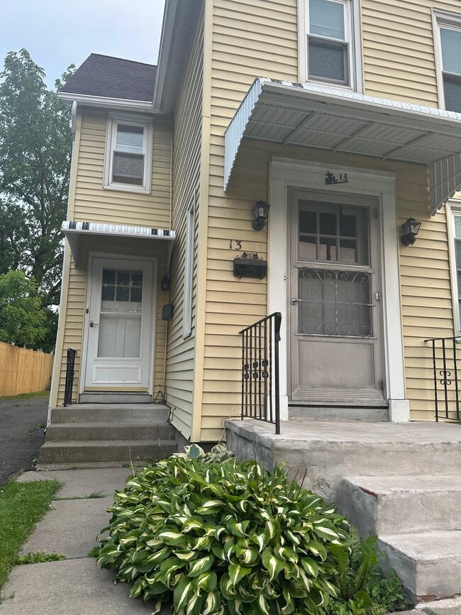 13 Aldrich Ave in Binghamton, NY - Building Photo - Building Photo