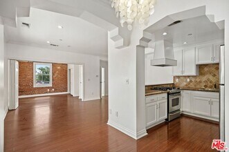 1236 Flores St in West Hollywood, CA - Building Photo - Building Photo