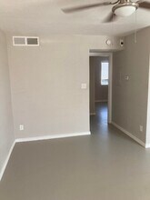 2723 e southgate ave, Unit 102 in Phoenix, AZ - Building Photo - Building Photo