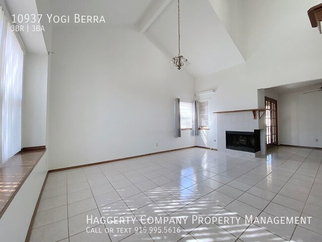 10937 Yogi Berra Cir in El Paso, TX - Building Photo - Building Photo