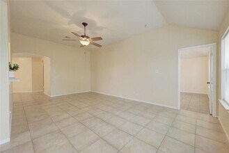 19815 Byron Meadows Dr in Katy, TX - Building Photo - Building Photo