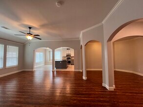 301 Carissa Ct in Mesquite, TX - Building Photo - Building Photo