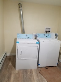 98 Topliff St photo'