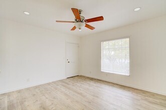 2260 NE 67th St, Unit 1732 in Fort Lauderdale, FL - Building Photo - Building Photo