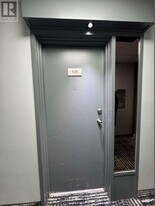 4062 Lawrence Ave E in Toronto, ON - Building Photo