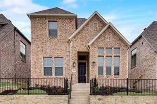 17558 Bottlebrush Dr in Dallas, TX - Building Photo
