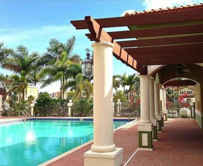 521 NE 33rd Terrace in Homestead, FL - Building Photo - Building Photo