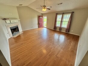 2237 Ross Ln in Locust Grove, GA - Building Photo - Building Photo