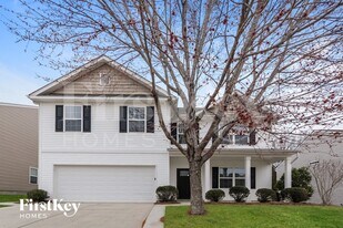 5608 Falkland Lane in Matthews, NC - Building Photo