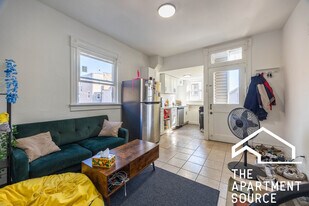 1630 N Fairfield Ave in Chicago, IL - Building Photo