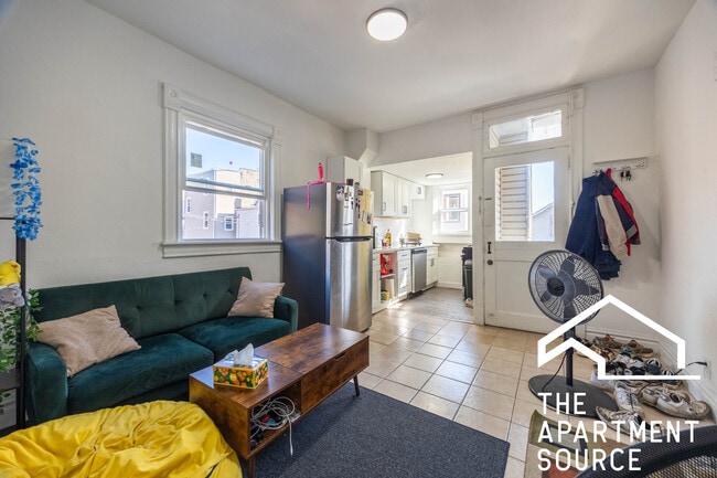 property at 1630 N Fairfield Ave