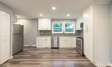 Fully Remodeled 3 Bedroom, 3 Bath Close To Purdue! in West Lafayette, IN - Building Photo - Building Photo