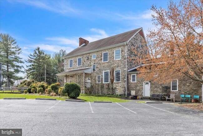 property at 2331 Mt Hebron Dr