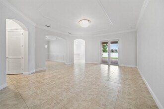 8940 Edgewater Pl in Parkland, FL - Building Photo - Building Photo