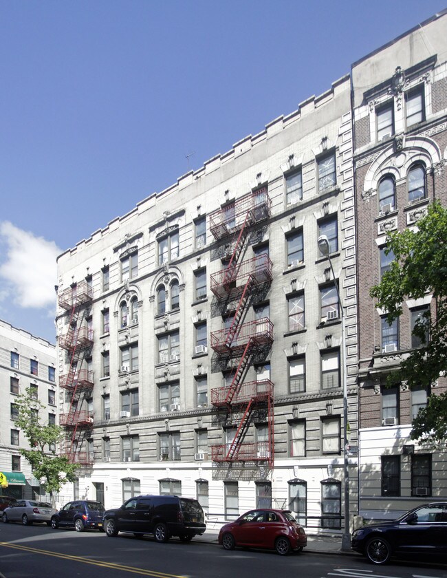 227-233 Audubon Ave in New York, NY - Building Photo - Building Photo