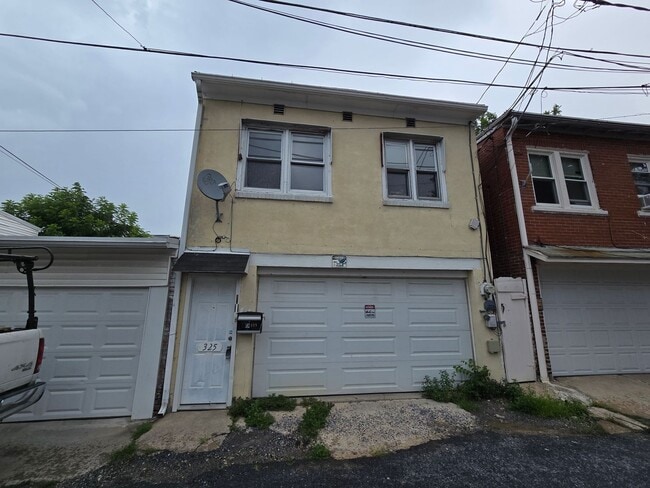 property at 325 N Perry St
