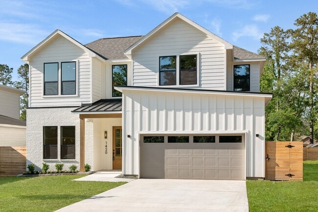 1420 Flamingo St in Conroe, TX - Building Photo - Building Photo