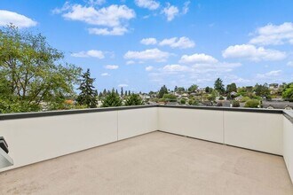 4846D Fauntleroy Wy SW in Seattle, WA - Building Photo - Building Photo