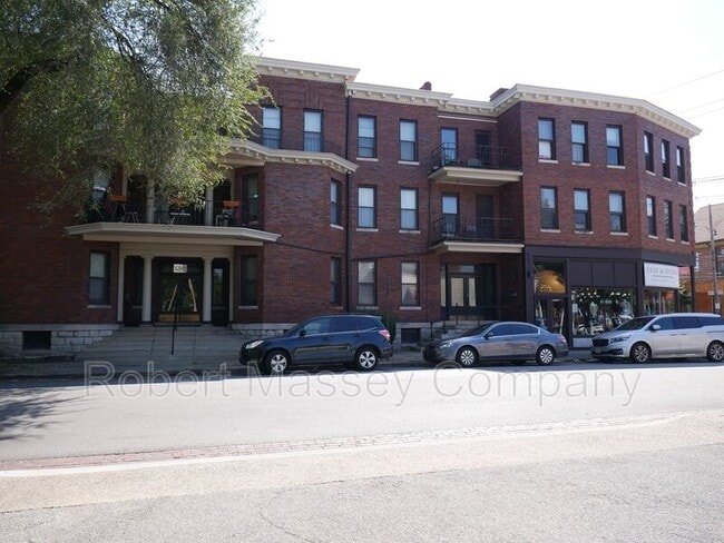 property at 2004 Cherokee Pkwy