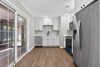 420 Paradise Rd in Niceville, FL - Building Photo - Building Photo