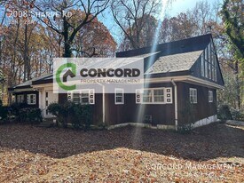 2008 Sharpe Rd in Greensboro, NC - Building Photo