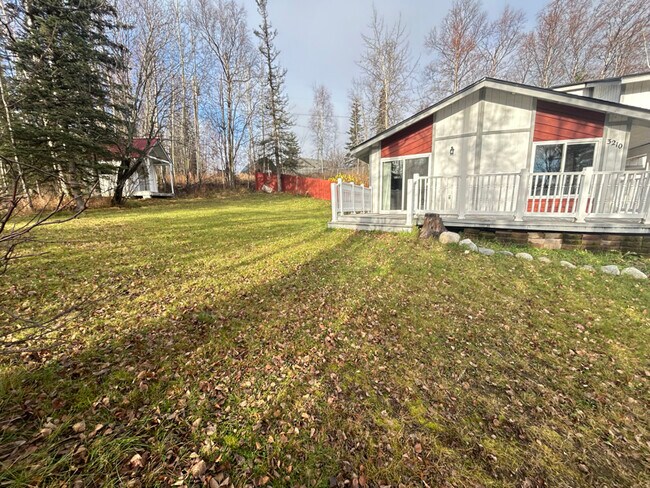 3210 N Bald Eagle Dr in Wasilla, AK - Building Photo - Building Photo