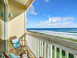 2951 S Highway A1A in Melbourne Beach, FL - Building Photo - Building Photo