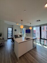 91 NW 26th St, Unit B11 in Miami, FL - Building Photo - Building Photo