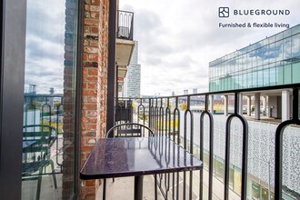 187 Kent Ave in Brooklyn, NY - Foto de edificio - Building Photo