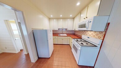 825.5 San Luis Rey Ave in Coronado, CA - Building Photo - Building Photo