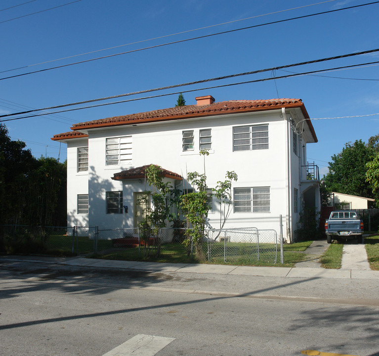 6404 NE 5th Ave in Miami, FL - Building Photo