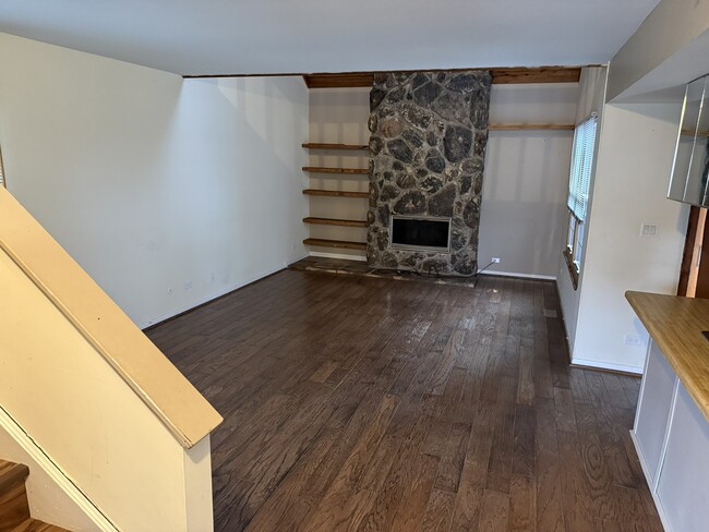 704 Wakefield Rd in Gurnee, IL - Building Photo - Building Photo