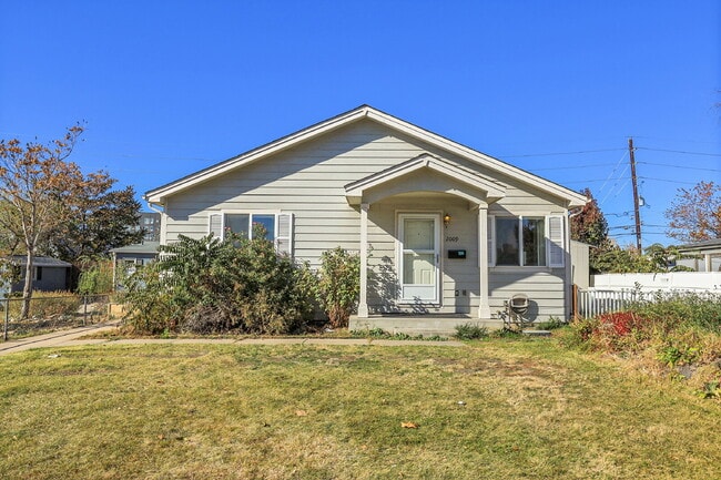 property at 2009 S Acoma St