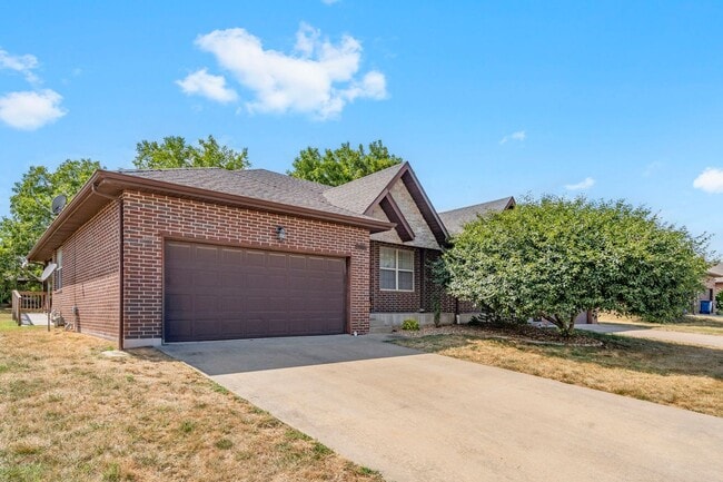 property at 3907 N 15th St