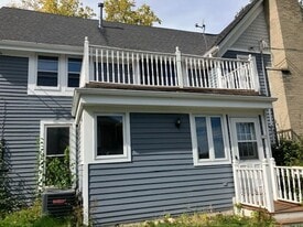 507 W Chestnut St in Burlington, WI - Building Photo