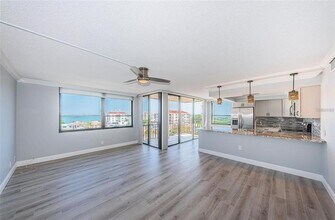 6279 Sun Blvd in St. Petersburg, FL - Building Photo - Building Photo