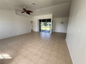 809 Sea Urchin Cir in Ft. Myers, FL - Building Photo - Building Photo