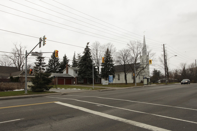 Maplegrove Townhomes in Vaughan, ON - Building Photo - Building Photo