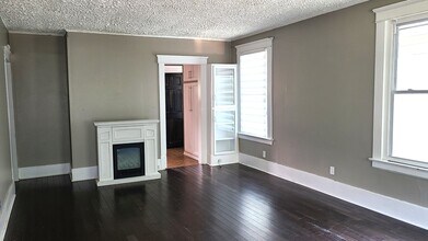 186 Water St in Sarnia, ON - Building Photo - Building Photo