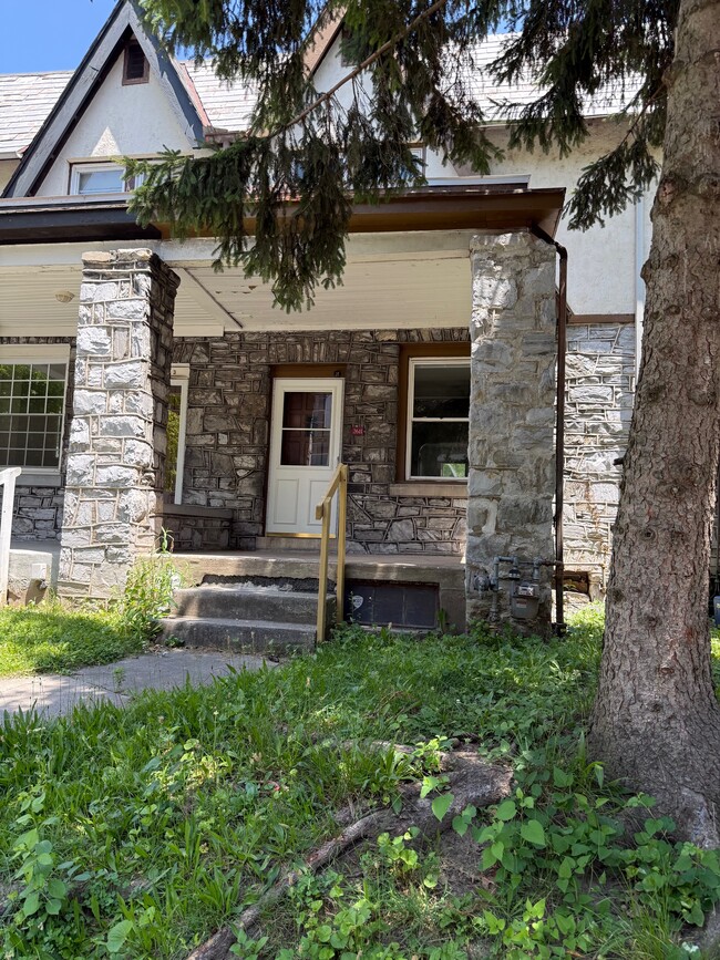 property at 2611 N 4th St
