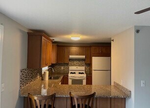 31 Lantern Ln in Dracut, MA - Building Photo - Building Photo