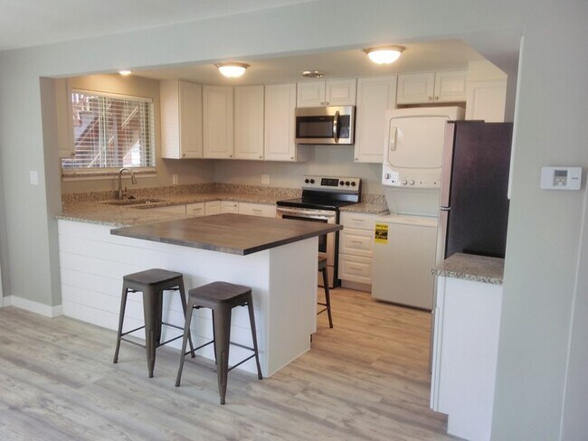 839 Fairmont Cir