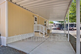 11250 E State Rte 69 in Prescott Valley, AZ - Building Photo - Building Photo