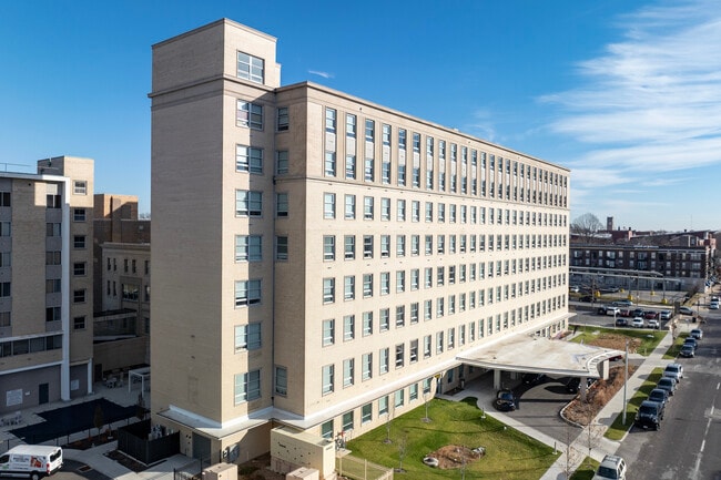 Residences at Delmar Divine in St. Louis, MO - Building Photo - Building Photo