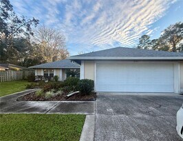 2161 SW 41 Ln in Gainesville, FL - Building Photo