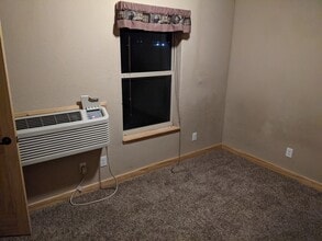 1100 Roth Ln, Unit 2 in Belle Fourche, SD - Building Photo - Building Photo