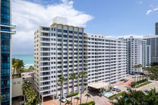 5005 Collins Ave Apartments